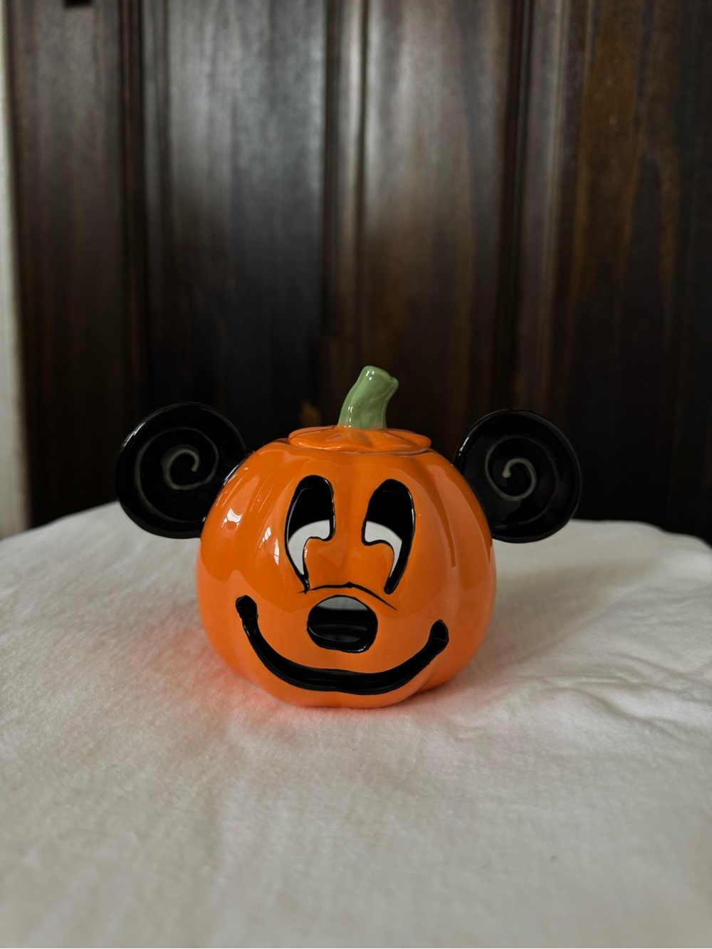 New Small Disney Mickey Mouse Ceramic Tea Light Candle Holder Pumpkin